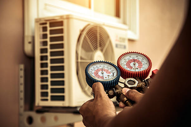 Professional Hvac technician working in Liguori, MO